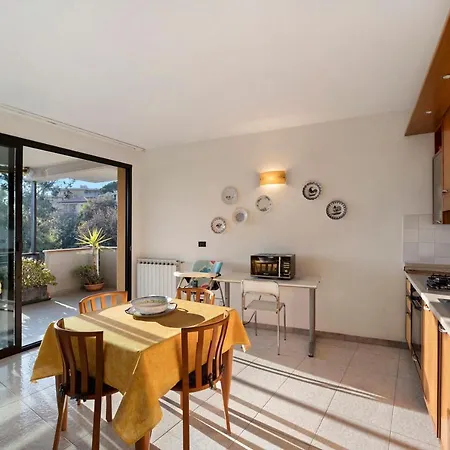 Anna Casa Vacanze شقة سانريمو